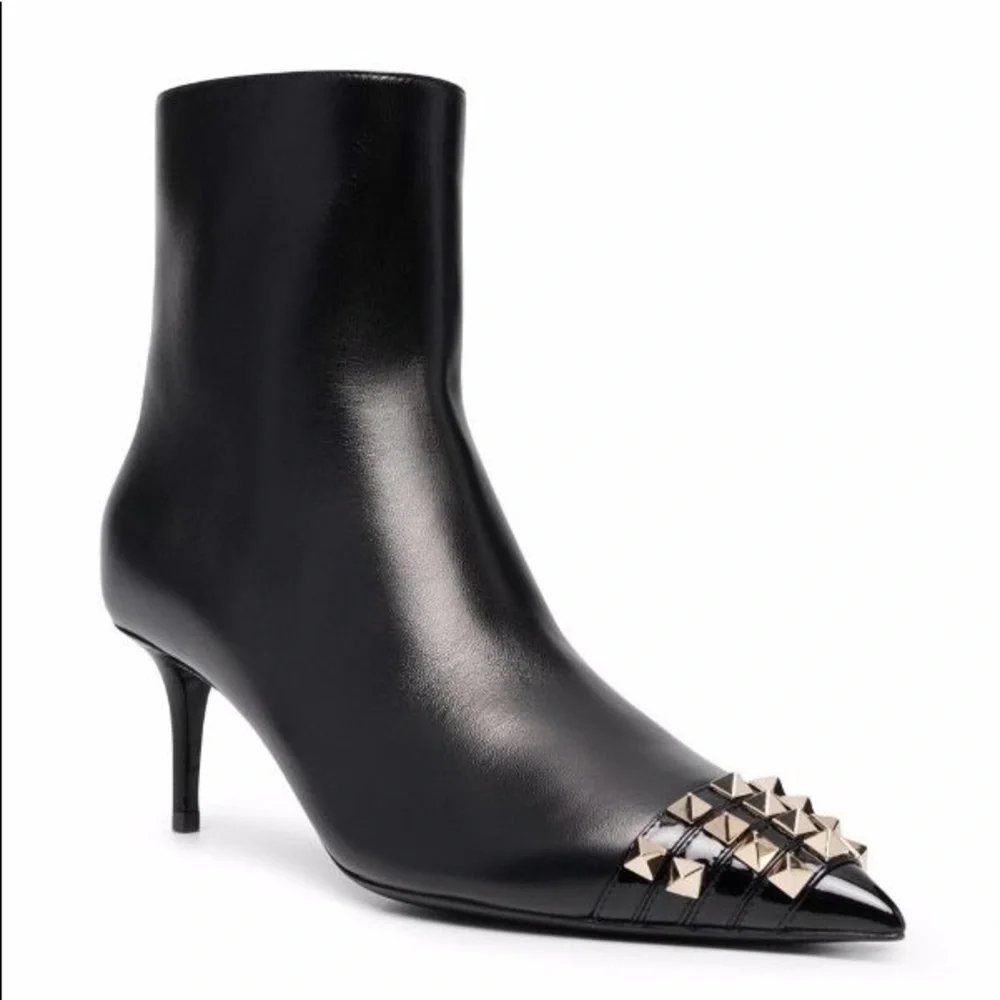 Valentino Garavani | Rockstud Alcove Leather Ankle Boots - Picture 1 of 15
